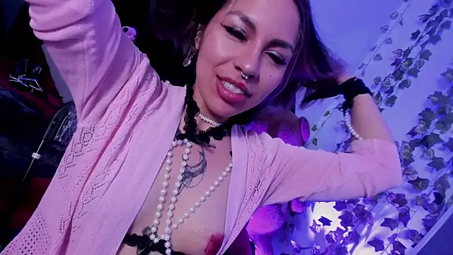 delilah fix online show from September 26, 2025, 8:46 pm