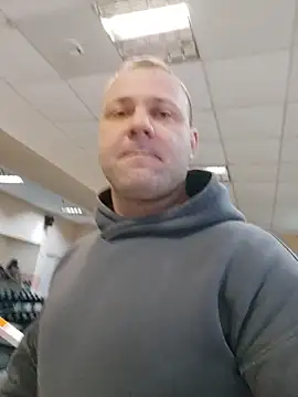 Snapshot of Crek666 chatting on February 11, 2026, 5:34 am Crek666 online show from February 11, 2026, 5:34 am