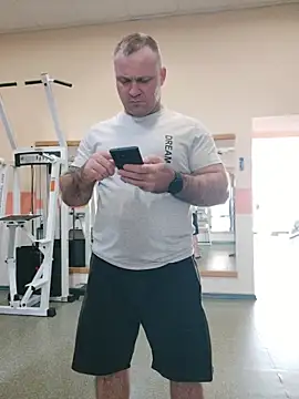 Snapshot of Crek666 chatting on March 1, 2026, 9:44 am Crek666 online show from March 1, 2026, 9:44 am