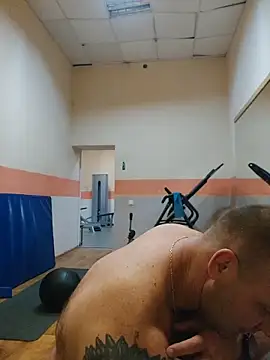 Snapshot of Crek666 chatting on March 7, 2026, 5:15 am Crek666 online show from March 7, 2026, 5:15 am