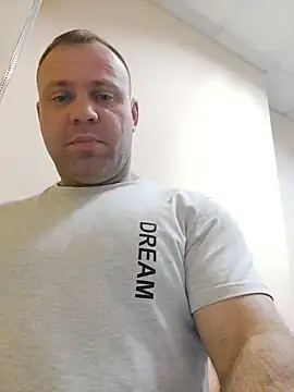 Snapshot of Crek666 chatting on March 13, 2026, 4:41 am Crek666 online show from March 13, 2026, 4:41 am