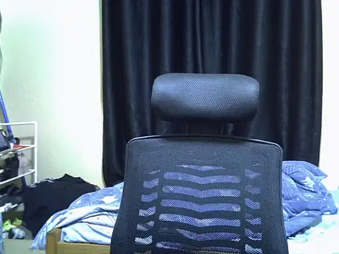 Snapshot of Horny-slut_ chatting on October 17, 2025, 3:36 pm Horny-slut  online show from October 17, 2025, 3:36 pm