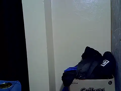 Horny-slut  online show from January 13, 2026, 2:55 pm