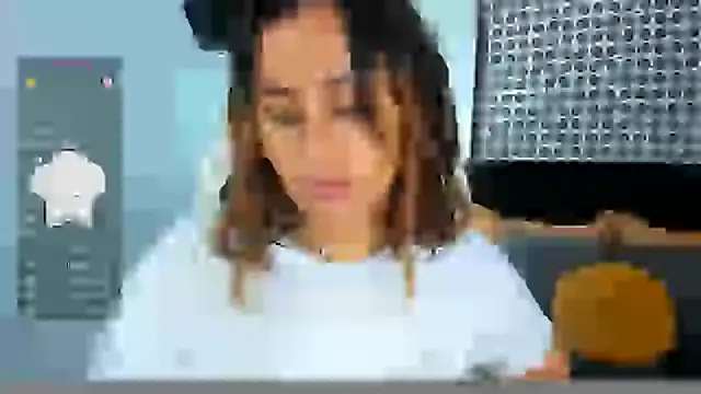 Sussy sunny online show from February 5, 2025, 11:28 pm