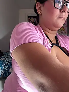 Snapshot of linatarens chatting on January 31, 2025, 7:29 pm linatarens online show from January 31, 2025, 7:29 pm