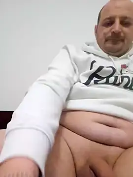 Snapshot of just_funhd chatting on December 21, 2024, 5:18 pm just funhd online show from December 21, 2024, 5:18 pm