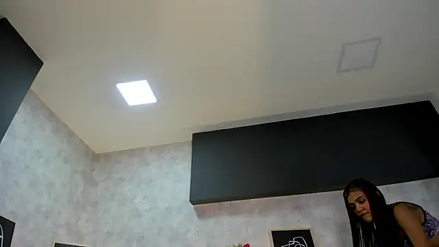 Snapshot of karina_gomez_18 chatting on March 12, 2026, 11:38 am karina gomez 18 online show from March 12, 2026, 11:38 am