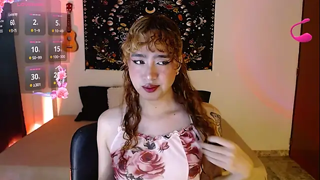 Snapshot of sophieMarshall01 chatting on December 4, 2024, 4:38 pm sophieMarshall01 online show from December 4, 2024, 4:38 pm