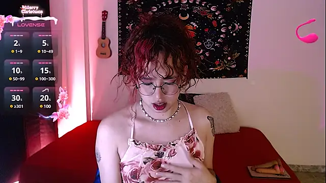 Snapshot of sophieMarshall01 chatting on December 23, 2024, 6:11 am sophieMarshall01 online show from December 23, 2024, 6:11 am
