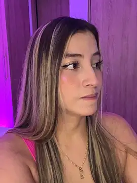 Issabela G1 online show from February 1, 2026, 3:49 am