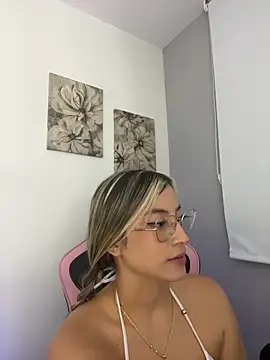 Issabela G1 online show from April 30, 2026, 12:06 am