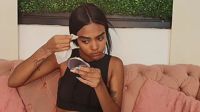 julieta aguilar1 online show from March 21, 2026, 7:06 pm