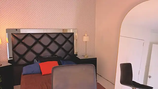 Snapshot of pixy_20 chatting on October 5, 2025, 3:38 am pixy 20 online show from October 5, 2025, 3:38 am