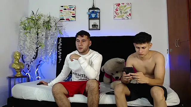 Snapshot of Valerio_22 chatting on January 20, 2025, 3:15 am Valerio 22 online show from January 20, 2025, 3:15 am