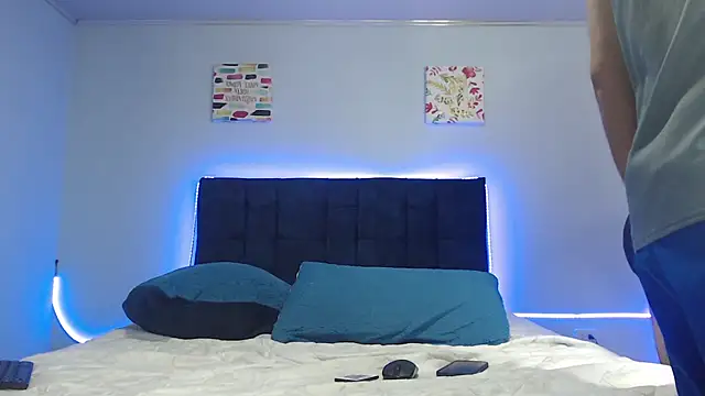 Snapshot of Valerio_22 chatting on March 22, 2025, 5:39 am Valerio 22 online show from March 22, 2025, 5:39 am
