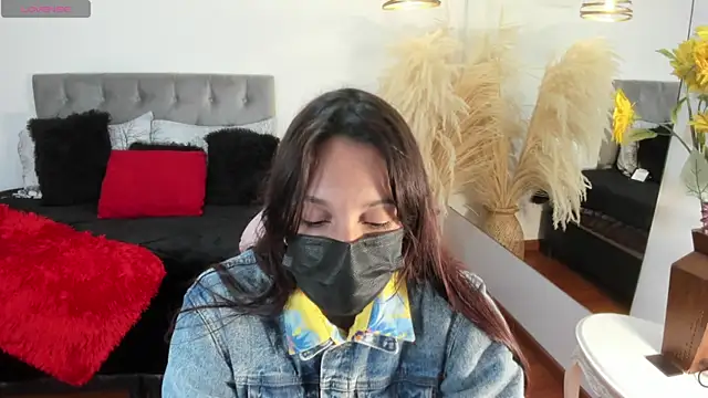 Nami sunny online show from January 13, 2026, 7:08 pm