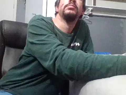 Snapshot of Curved4Pleasure chatting on March 9, 2026, 8:40 am Curved4Pleasure online show from March 9, 2026, 8:40 am