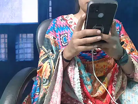 Snapshot of Yashi chatting on September 22, 2025, 9:11 am Yashi online show from September 22, 2025, 9:11 am
