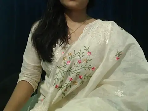 Yashi online show from May 3, 2026, 3:29 pm