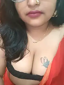 Snapshot of Ashwini_Gowda_91 chatting on December 8, 2024, 8:58 pm Ashwini Gowda 91 online show from December 8, 2024, 8:58 pm