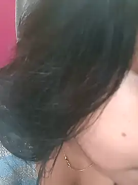 Snapshot of Ashwini_Gowda_91 chatting on December 20, 2024, 2:49 pm Ashwini Gowda 91 online show from December 20, 2024, 2:49 pm