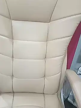 Snapshot of Ashwini_Gowda_91 chatting on December 22, 2024, 4:06 am Ashwini Gowda 91 online show from December 22, 2024, 4:06 am