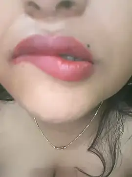 Snapshot of Ashwini_Gowda_91 chatting on January 5, 2025, 1:13 am Ashwini Gowda 91 online show from January 5, 2025, 1:13 am