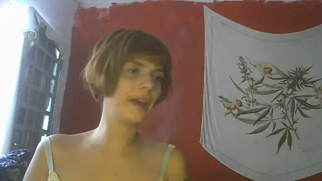 Snapshot of spacegirlll chatting on March 15, 2025, 4:43 pm spacegirlll online show from March 15, 2025, 4:43 pm