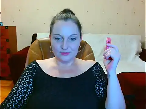 Alice3694 online show from February 14, 2025, 7:59 am