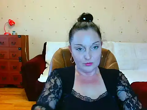 Alice3694 online show from March 12, 2025, 11:53 am