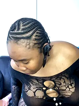 CurvyTeddy online show from October 30, 2025, 10:49 am