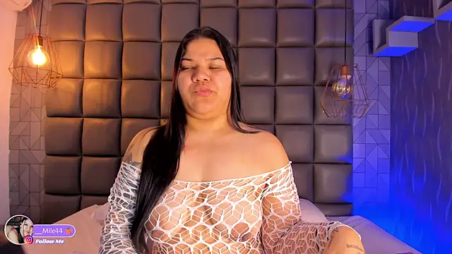 mile uribe online show from September 25, 2025, 3:32 am