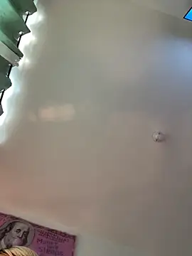 KristalJem online show from March 1, 2026, 8:44 pm