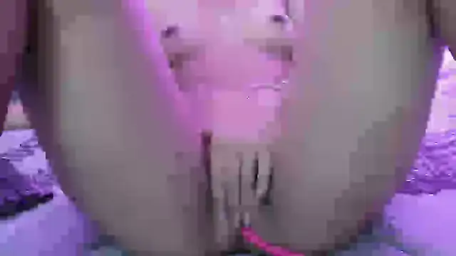 Snapshot of LAURA_SMIITH chatting on March 13, 2025, 10:32 pm LAURA SMIITH online show from March 13, 2025, 10:32 pm