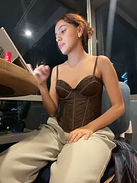 Katee Jones online show from September 19, 2025, 11:38 pm