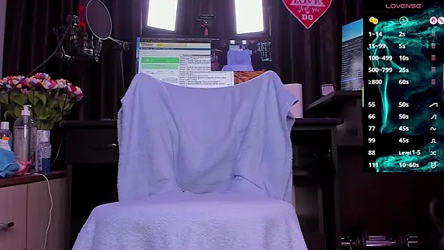 Snapshot of Raissa_sky26 chatting on September 22, 2025, 2:46 am Raissa sky26 online show from September 22, 2025, 2:46 am