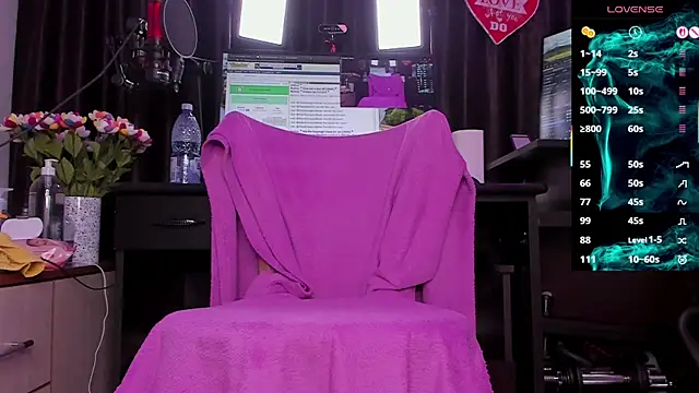 Snapshot of Raissa_sky26 chatting on October 1, 2025, 2:39 am Raissa sky26 online show from October 1, 2025, 2:39 am