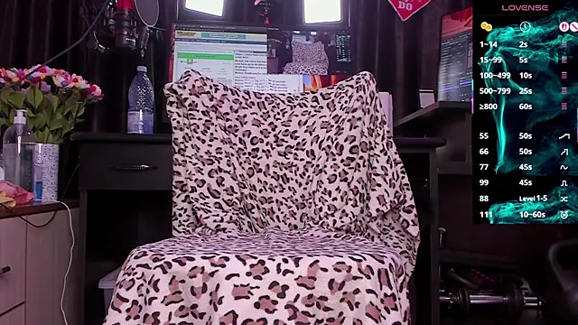 Snapshot of Raissa_sky26 chatting on November 1, 2025, 3:41 am Raissa sky26 online show from November 1, 2025, 3:41 am