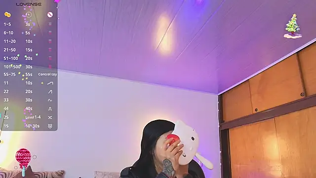  gaby2 online show from November 4, 2025, 11:31 am