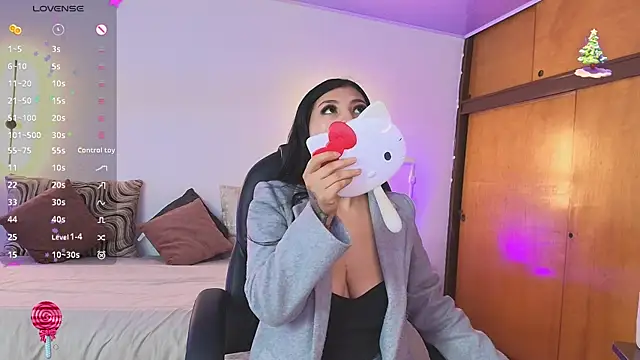  gaby2 online show from November 11, 2025, 12:16 pm