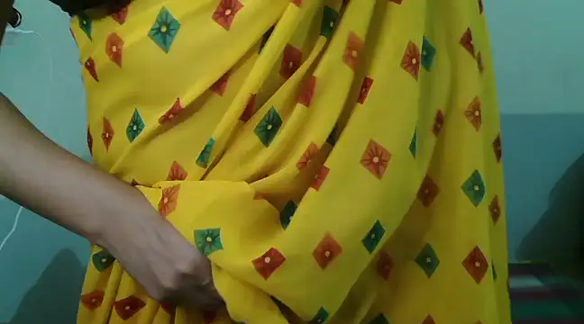 Snapshot of NithyaSingh chatting on March 10, 2025, 9:18 pm NithyaSingh online show from March 10, 2025, 9:18 pm