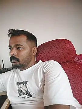 Snapshot of manoj_master chatting on July 13, 2026, 11:35 am manoj master online show from July 13, 2026, 11:35 am