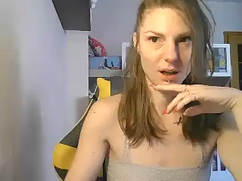 Snapshot of Feli_blue chatting on December 11, 2024, 8:26 am Feli blue online show from December 11, 2024, 8:26 am