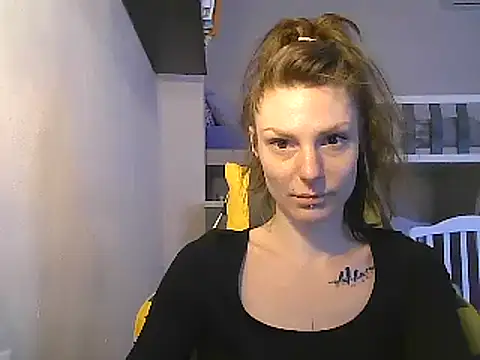 Snapshot of Feli_blue chatting on January 30, 2025, 9:36 am Feli blue online show from January 30, 2025, 9:36 am