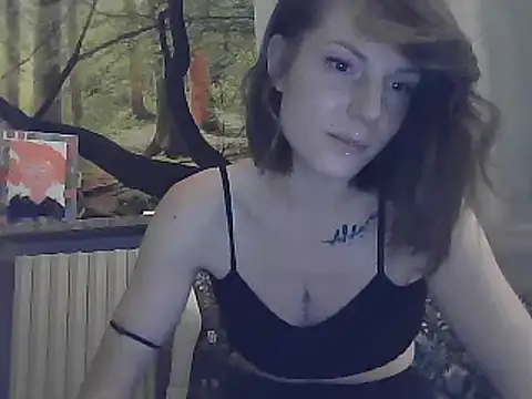 Snapshot of Feli_blue chatting on February 10, 2025, 8:21 pm Feli blue online show from February 10, 2025, 8:21 pm