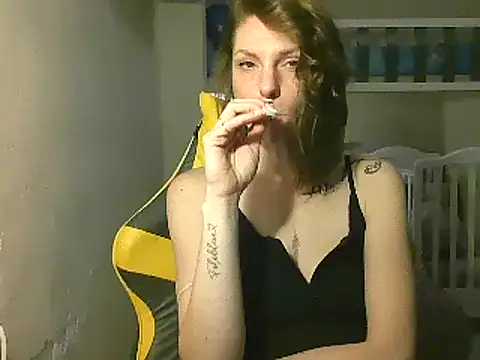 Snapshot of Feli_blue chatting on February 19, 2025, 5:06 pm Feli blue online show from February 19, 2025, 5:06 pm