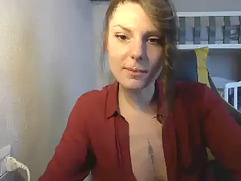 Snapshot of Feli_blue chatting on March 10, 2025, 12:15 pm Feli blue online show from March 10, 2025, 12:15 pm