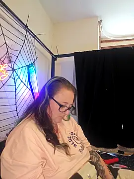 Snapshot of Bunny_Cummings chatting on September 27, 2025, 4:23 pm Bunny Cummings online show from September 27, 2025, 4:23 pm