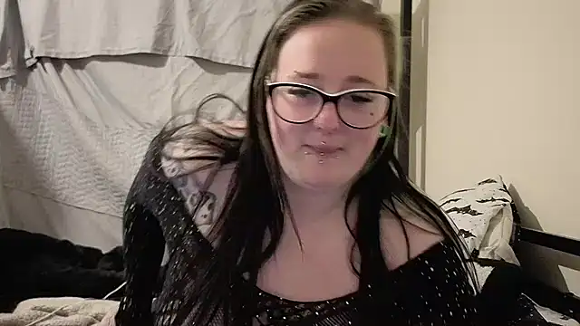 Bunny Cummings online show from May 18, 2026, 10:26 pm
