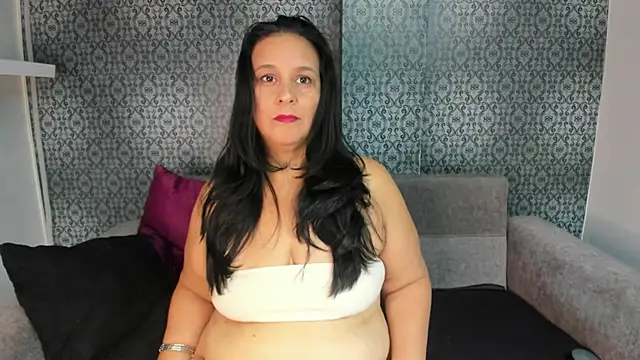 Sharllot bbw online show from December 6, 2024, 10:52 pm